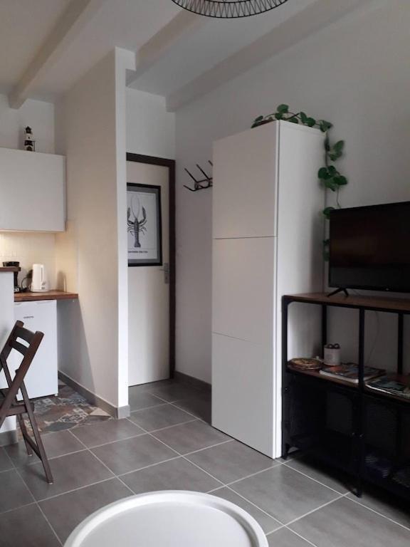 Le Roche B Apartment Férel Екстериор снимка
