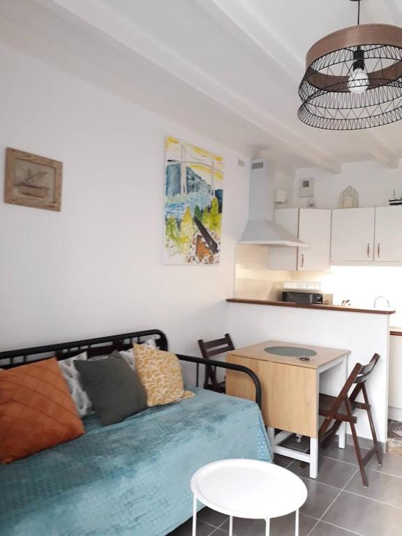 Le Roche B Apartment Férel Екстериор снимка
